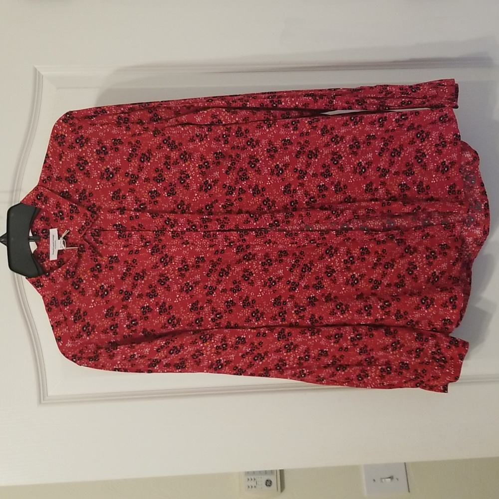 🛍Beach Lunch Lounge Red Floral Long Sleeve Button Up Blouse